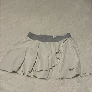 Nike Women's Cream Skater Skirt
